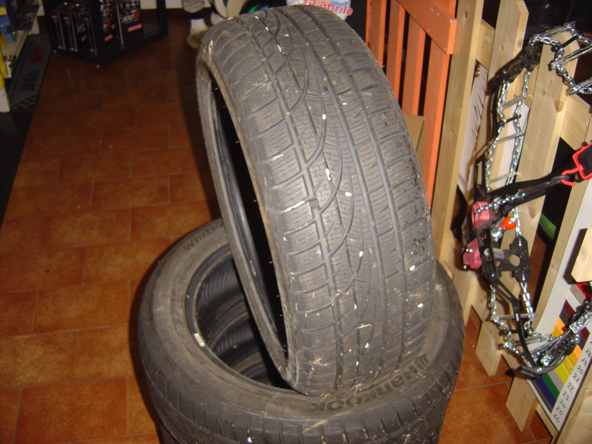 gomme neve 205.55 R16 hankook